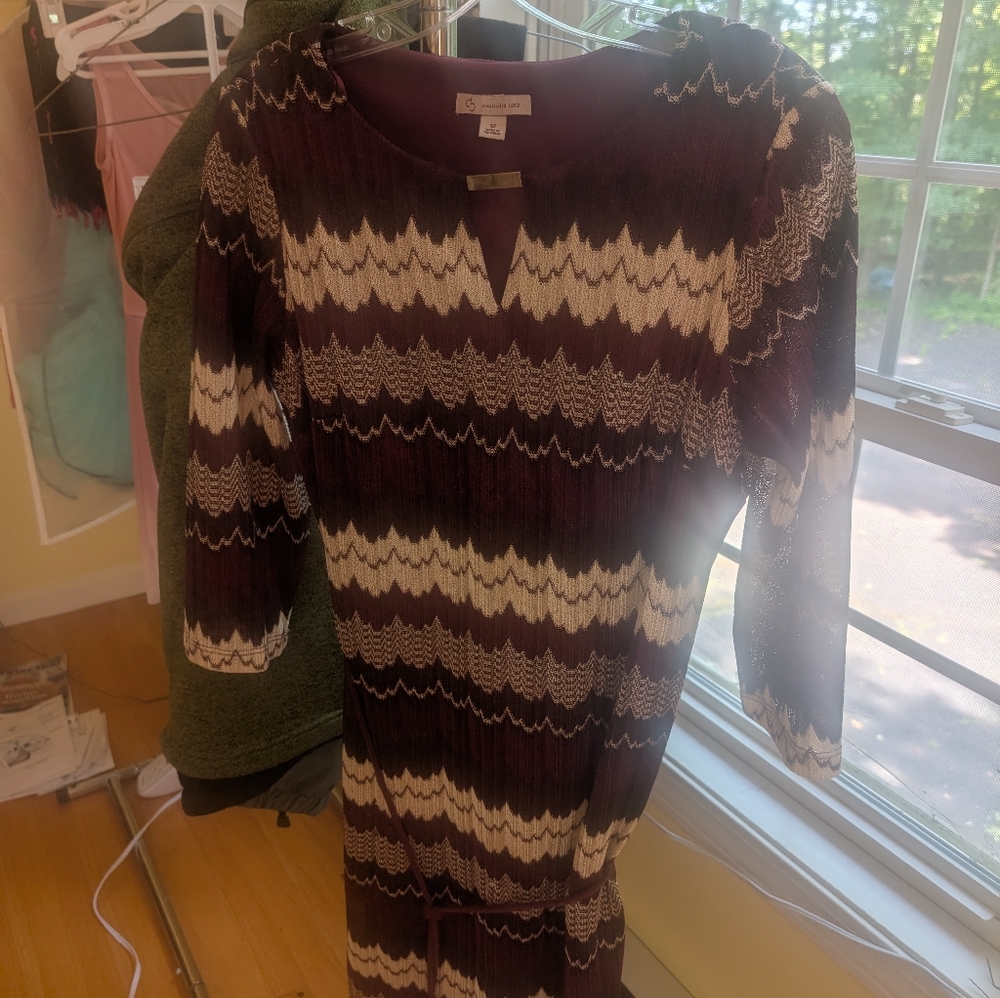 Dress Barn Casual V-Neck Long Sleeve Sweater Dress Brown and Black
